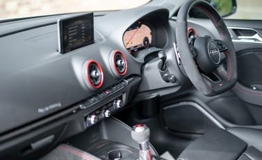 Audi RS3 Saloon 16