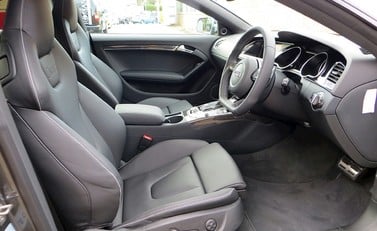 Audi RS5 10