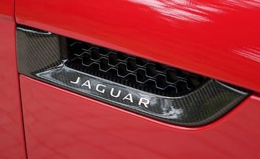 Jaguar F-Type V6 Coupe 23