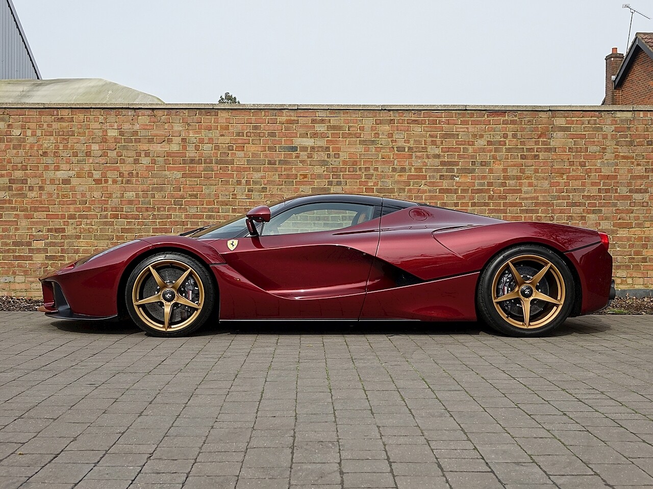 Used Ferrari LaFerrari for sale Rosso Rubino