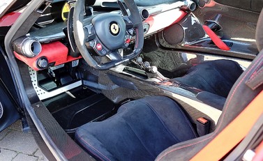 Ferrari LaFerrari 8