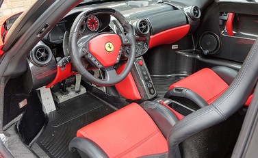 Ferrari Enzo 24