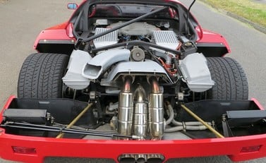 Ferrari F40 14