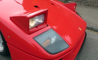 Ferrari F40 15