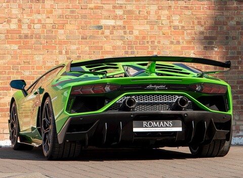 Lamborghini Aventador LP 770-4 SVJ 3
