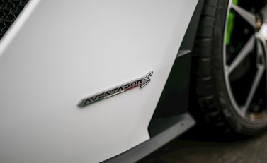 Lamborghini Aventador S 26