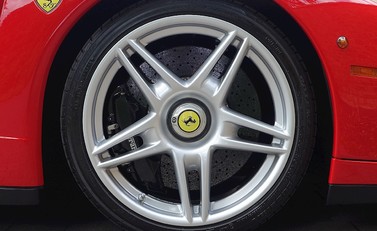 Ferrari Enzo 23