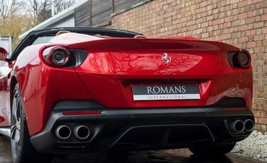 Ferrari Portofino 27