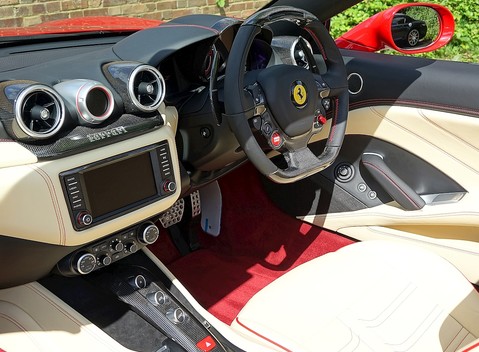 Ferrari California T 22