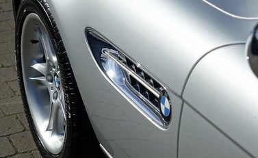 BMW Z8 30