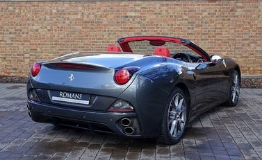 Ferrari California 5