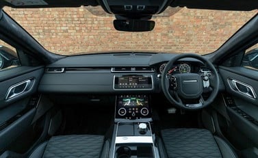 Land Rover Range Rover Velar SVAutobiography Dynamic 18
