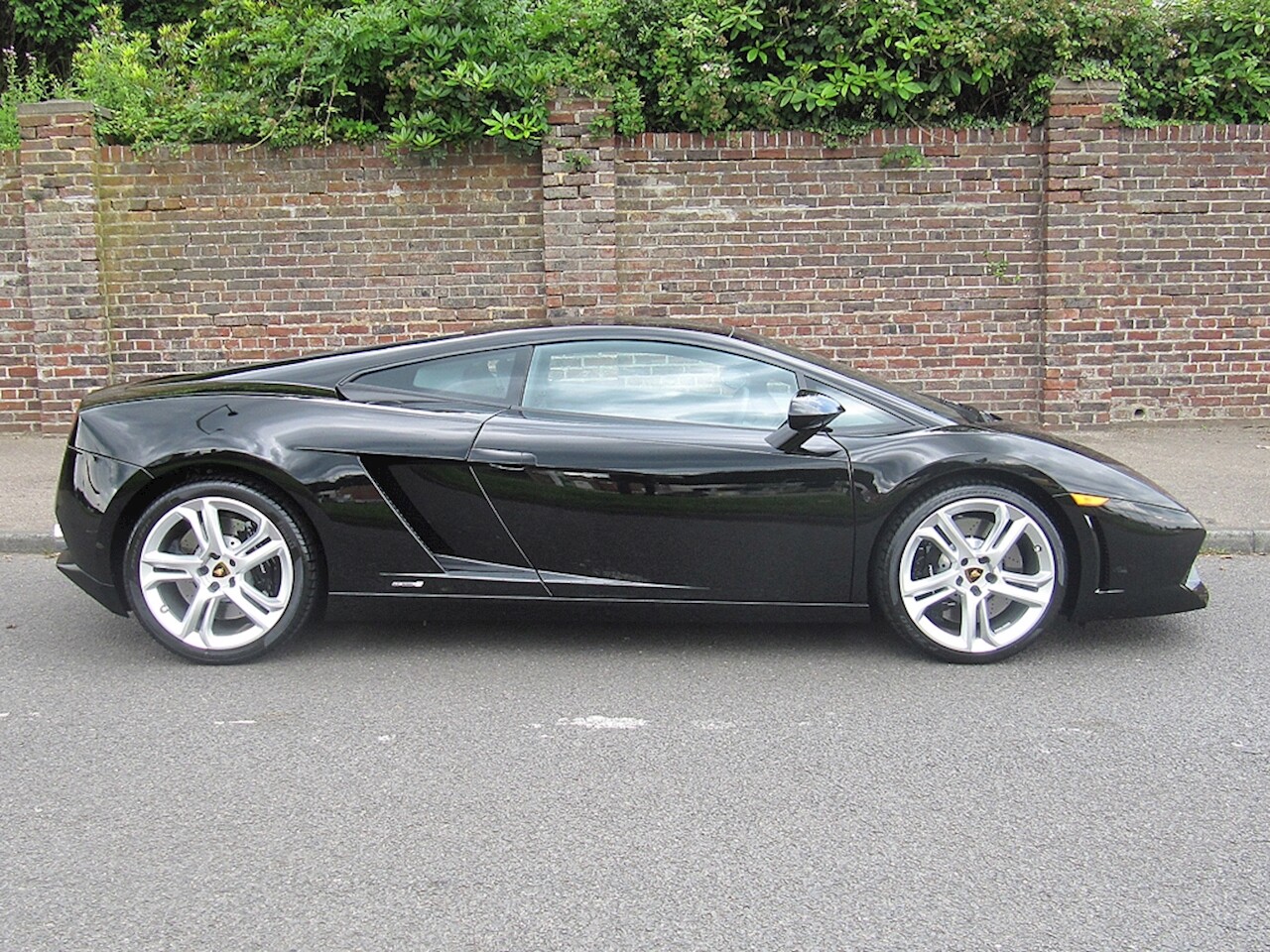 Used Lamborghini Gallardo LP550-2 for sale | Nero Noctis