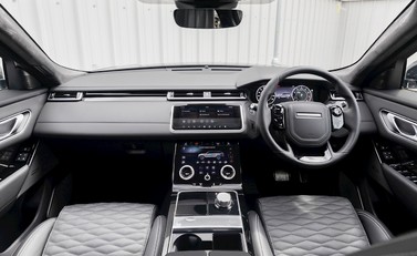 Land Rover Range Rover Velar SVAutobiography Dynamic 19