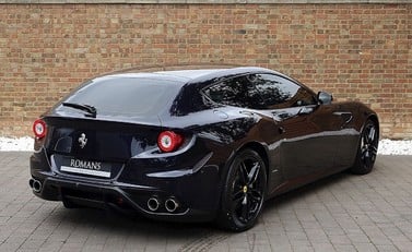 Ferrari FF 2