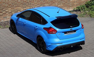 Ford Focus RS Mountune 17