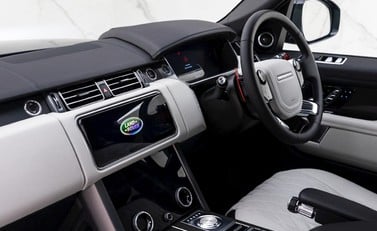 Land Rover Range Rover 5.0 SVAutobiography Dynamic 17