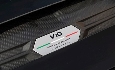 Lamborghini Huracan LP640-4 EVO 24