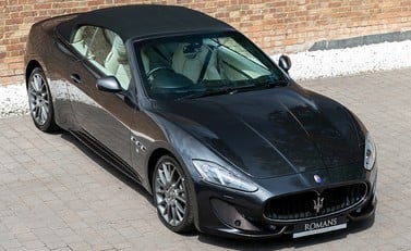 Maserati Grancabrio Sport 5