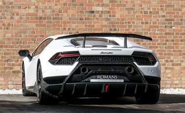 Lamborghini Huracan Performante 3