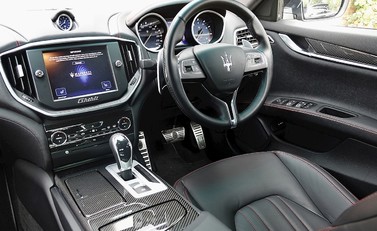 Maserati Ghibli S V6 19