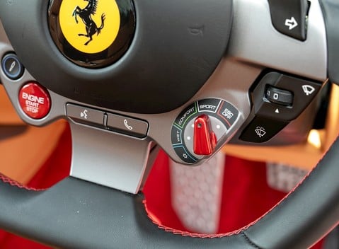 Ferrari GTC4 Lusso 27
