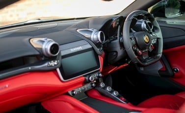Ferrari GTC4 Lusso 15