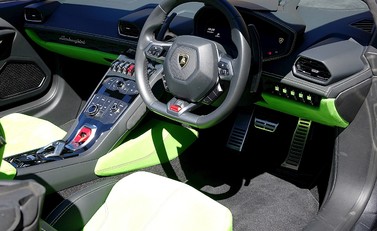 Lamborghini Huracan Spyder 19
