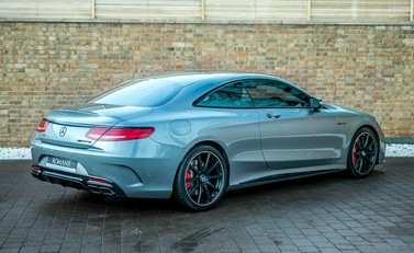 Mercedes-Benz S Class S63 Coupe 31