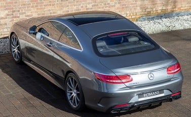 Mercedes-Benz S Class S63 Coupe 9