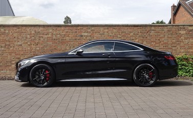 Mercedes-Benz S63 AMG Coupe 6