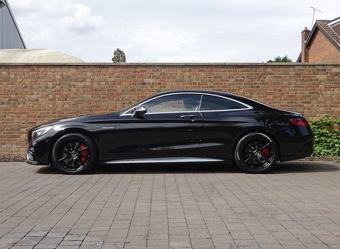 Mercedes-Benz S63 AMG Coupe 6
