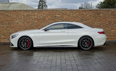 Mercedes-Benz S Class S63 Coupe 7