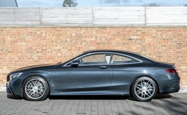 Mercedes-Benz S Class S63 Coupe 2