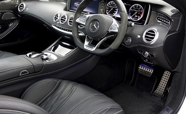 Mercedes-Benz S Class AMG Coupe 14