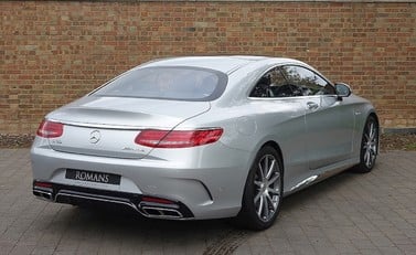 Mercedes-Benz S Class AMG Coupe 26