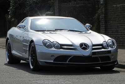 Mercedes-Benz SLR McLaren 722