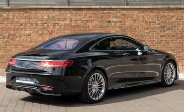 Mercedes-Benz S Class S65 Coupe 7