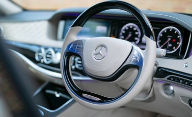 Mercedes-Benz M Class S600 11