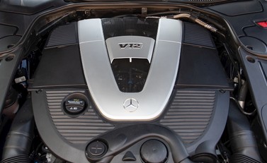 Mercedes-Benz M Class S600 33