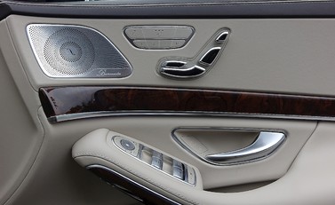Mercedes-Benz S63 L AMG 21