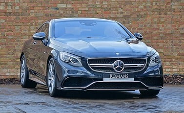 Mercedes-Benz S Class S63 Coupe 1