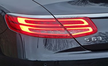 Mercedes-Benz S Class S63 Coupe 29