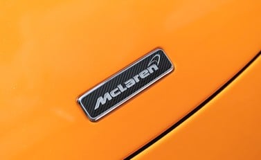 McLaren 675LT 26