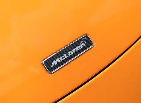 McLaren 675LT 26