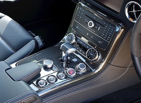 Mercedes-Benz SLS AMG 5