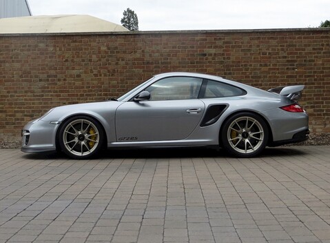 Porsche 911 (997) GT2 RS 5