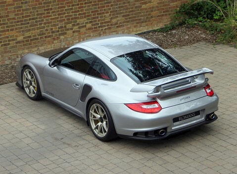 Porsche 911 (997) GT2 RS 8