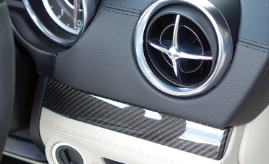 Mercedes-Benz SL Series AMG 21