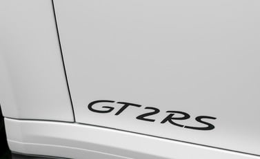 Porsche 911 (991) GT2 RS 28